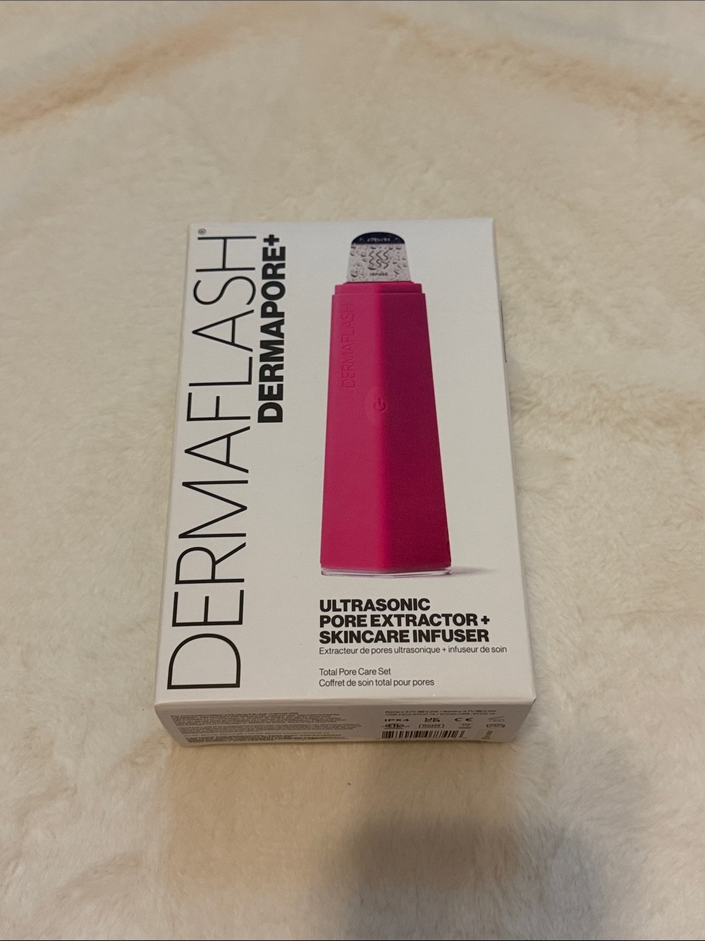Dermaflash DermaPore+ Ultrasonic Pore Extractor & Skincare Infuser
